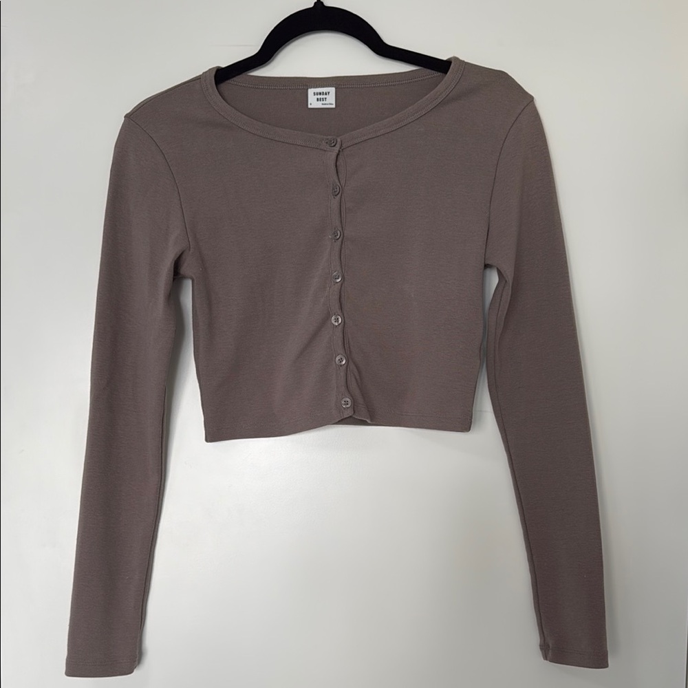 Women's Gray Button-Up Crop Top